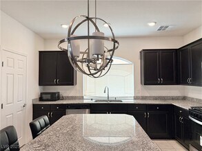 7777 S Westwind Rd in Las Vegas, NV - Building Photo - Building Photo