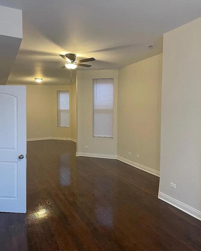 1919 S Christiana Ave in Chicago, IL - Building Photo - Building Photo