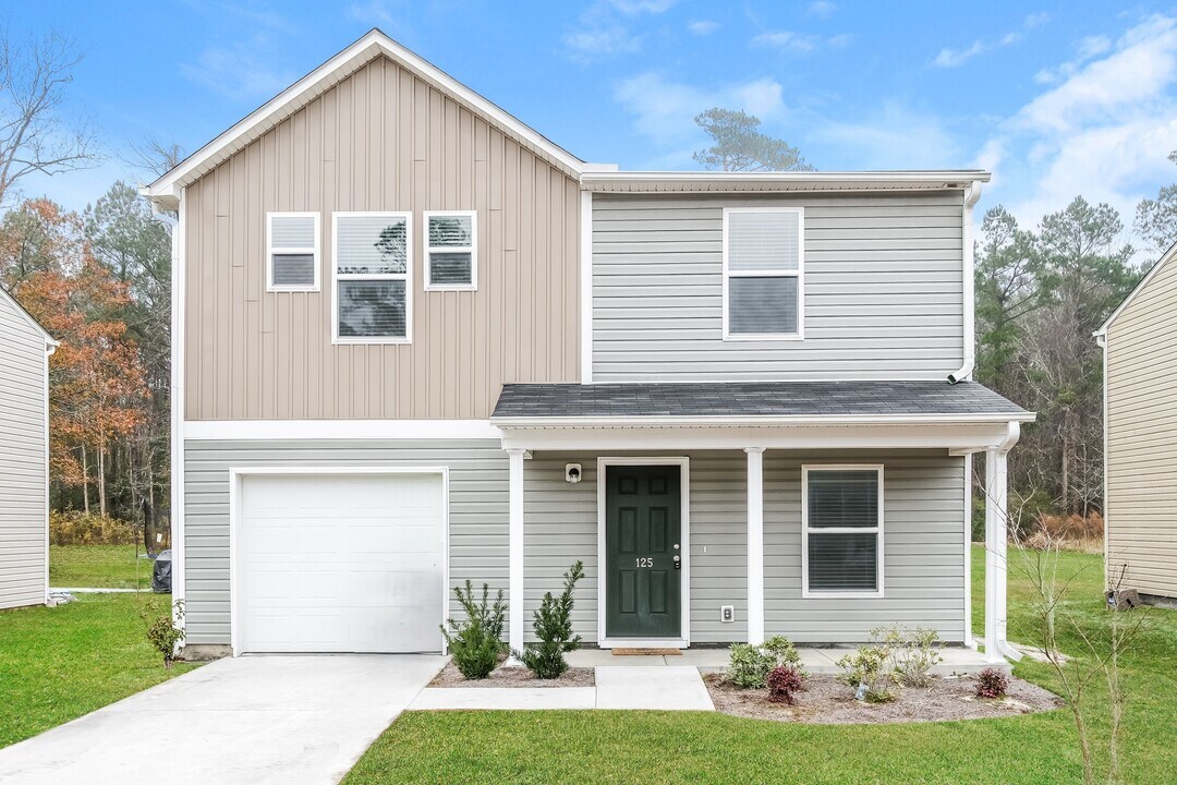 125 Shamrock Dr SW in Sunset Beach, NC - Foto de edificio