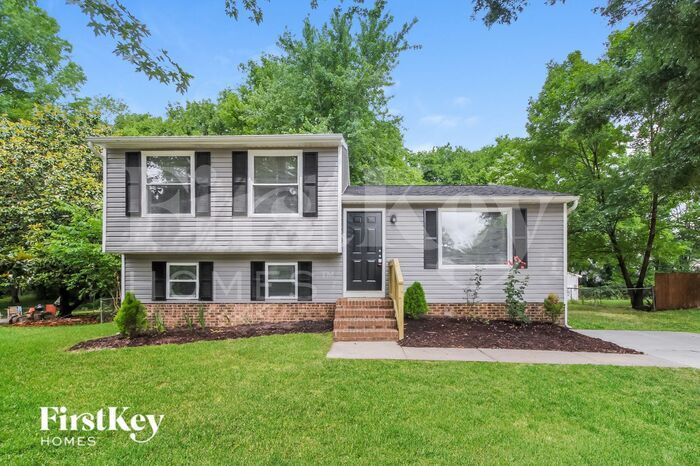 1916 Rice Planters Rd in Charlotte, NC - Building Photo