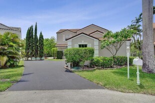 21461 Sawmill Ct in Boca Raton, FL - Building Photo