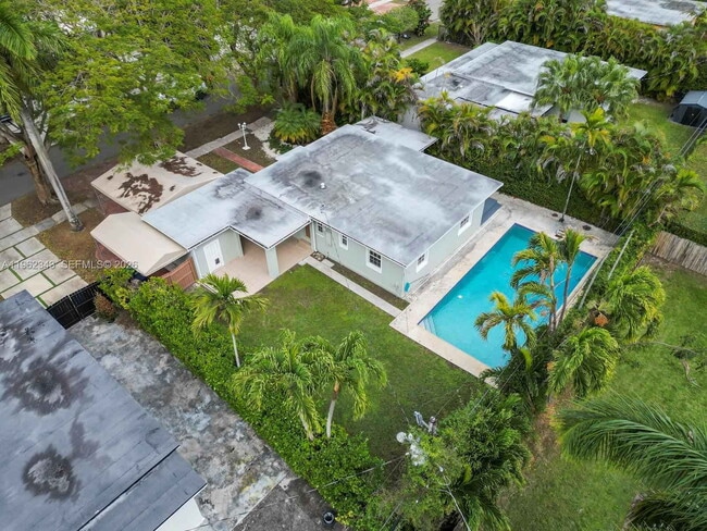 property at 5940 SW 47th St