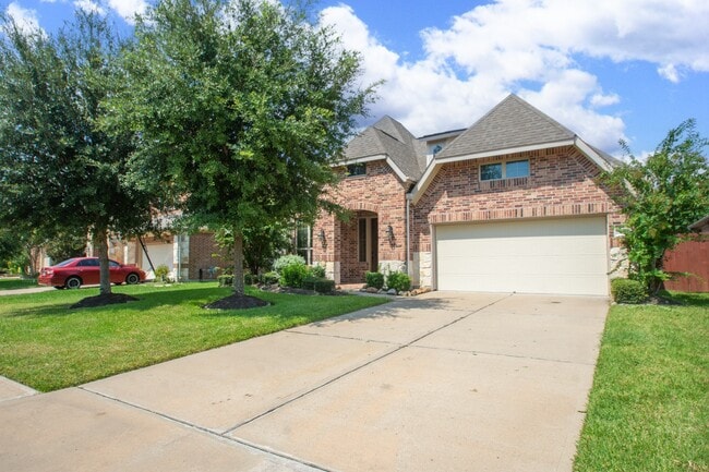 20214 Parker Bend Ln