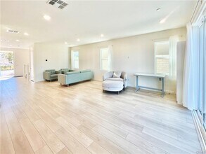 27816 Marquee Dr in Valencia, CA - Building Photo - Building Photo