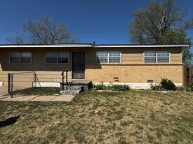3417 SW Crestview Dr in Lawton, OK - Building Photo