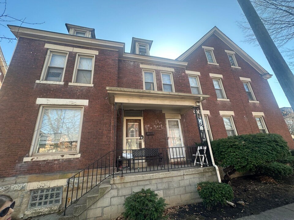 1546 Highland St in Columbus, OH - Building Photo