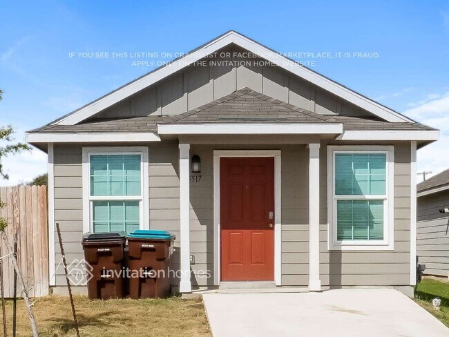 property at 5517 Verdugos Pl