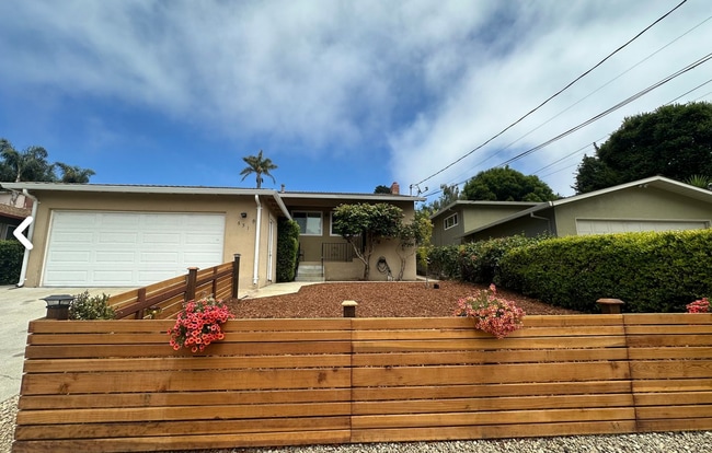 property at 531 Clubhouse Dr