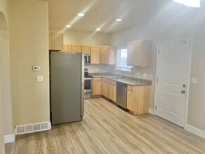 53 W 300 S in Vernal, UT - Building Photo - Building Photo