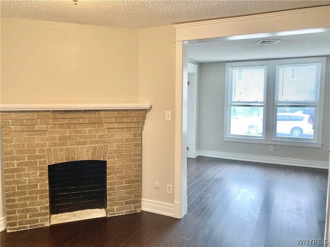 290 S Elmwood Ave in Buffalo, NY - Building Photo - Building Photo