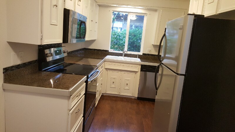 1461 Rainier Ct in Fircrest, WA - Building Photo