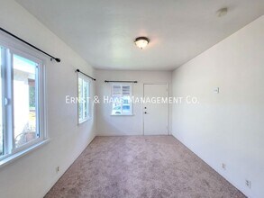 3031 E 65th St in Long Beach, CA - Building Photo - Building Photo