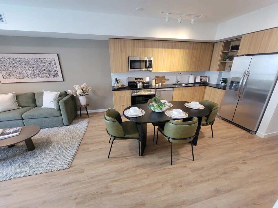 923 E 28th St, Unit A23 in Hialeah, FL - Foto de edificio