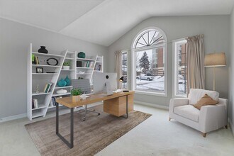 617 Wharncliffe Rd S in London, ON - Building Photo - Building Photo