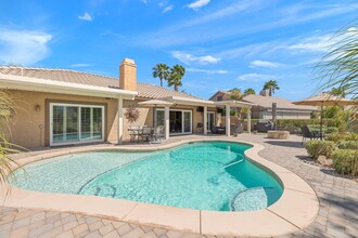 45553 Meadow Lake Dr in Indio, CA - Foto de edificio - Building Photo