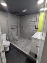 6915 Yates St, Unit Mother in law apt. in Westminster, CO - Foto de edificio - Building Photo