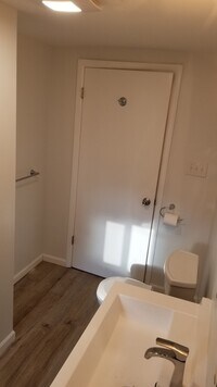 33 Saint John St, Unit Right photo'