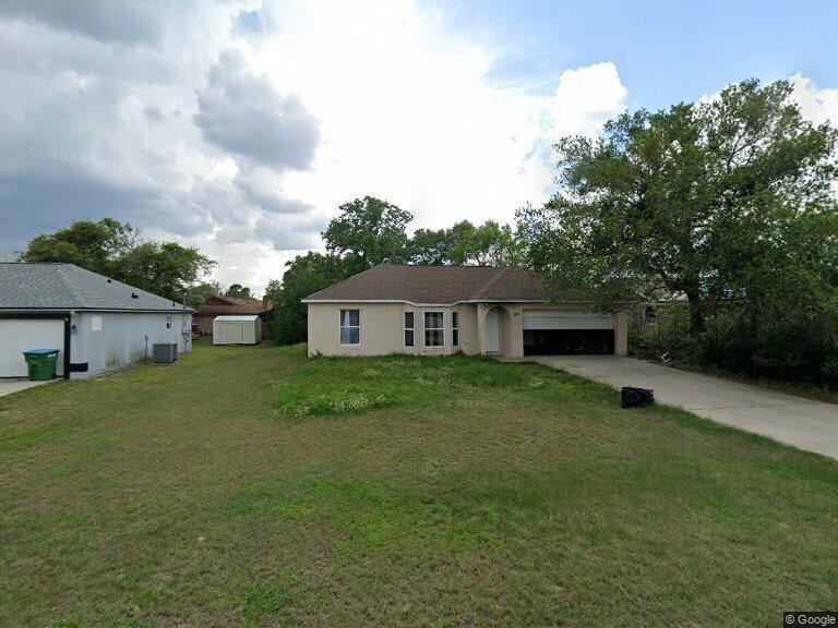 2212 Venus Ave in Deltona, FL - Building Photo