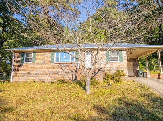 property at 9877 Redcliff Rd