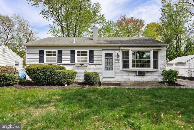 property at 1507 Clearbrook Ave
