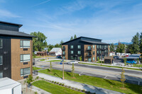 Sawtooth Flats Apartments in Post Falls, ID - Foto de edificio - Building Photo