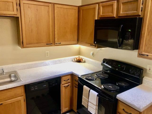 1104 Bellmont Ct in Bedford, TX - Building Photo - Building Photo