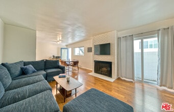 1524 Berkeley St in Santa Monica, CA - Building Photo - Building Photo