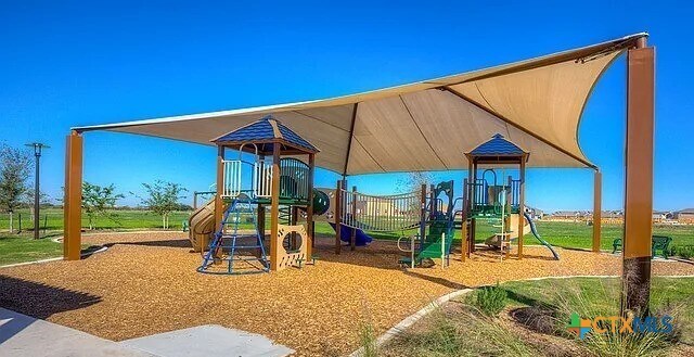 1560 Gateshead Dr in Seguin, TX - Building Photo - Building Photo