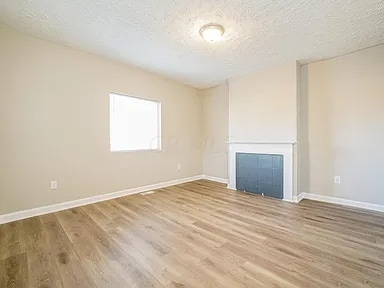 597 Seymour Ave in Columbus, OH - Building Photo - Building Photo