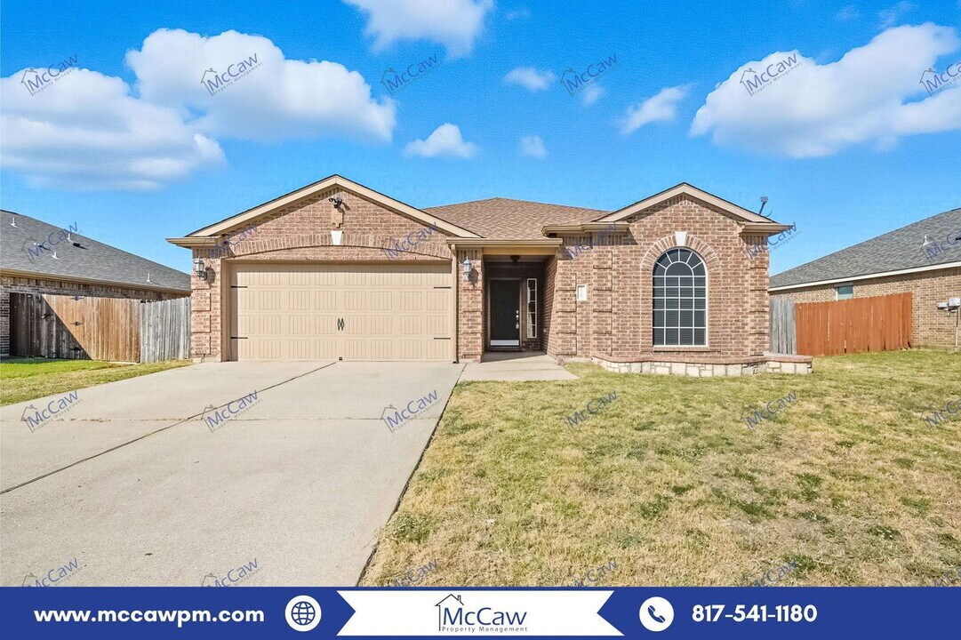 328 Meadow View Ln in Anna, TX - Building Photo