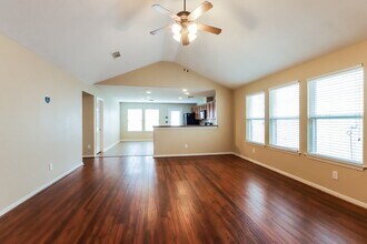 10227 Canyon Rose Ln in Houston, TX - Building Photo - Building Photo
