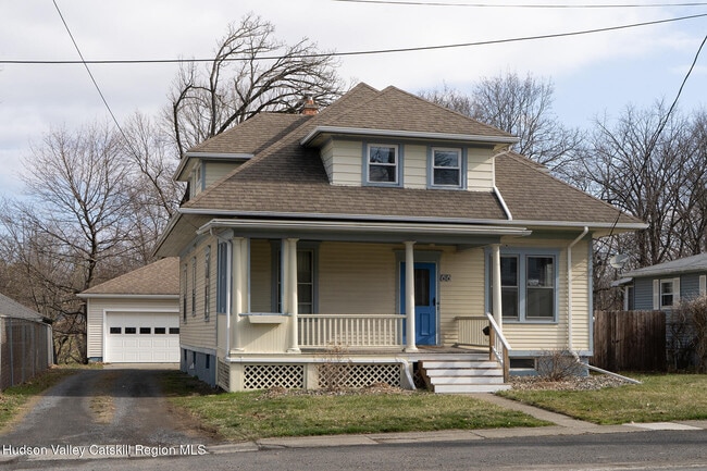 property at 66 Glenwood Blvd