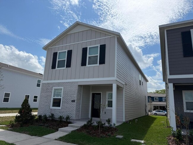 5151 Loyalty Dr in St. Cloud, FL - Building Photo - Building Photo