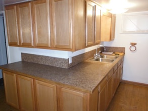 1005 Broad Ave NW in Canton, OH - Building Photo - Building Photo