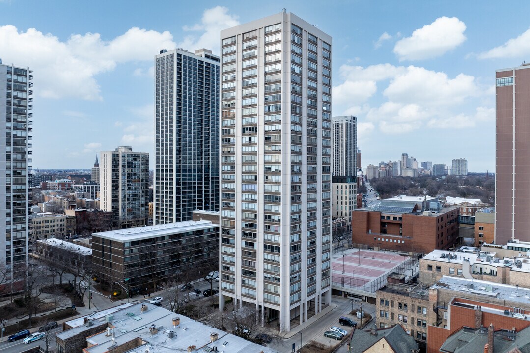 Faulkner House Condos in Chicago, IL - Building Photo