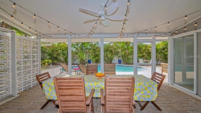 2904 Homasassa Rd in Sarasota, FL - Building Photo - Building Photo