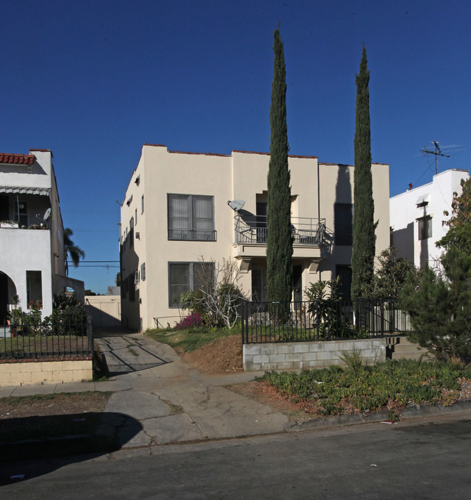 1159 N New Hampshire Ave in Los Angeles, CA - Building Photo