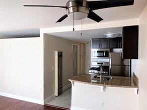 101 W Canada in San Clemente, CA - Building Photo - Building Photo