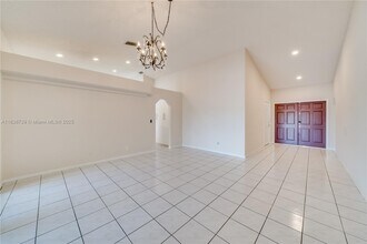 360 NW 107th Ave in Plantation, FL - Building Photo - Building Photo