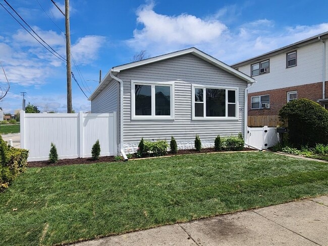 4147 Prairie Ave in Schiller Park, IL - Building Photo - Building Photo