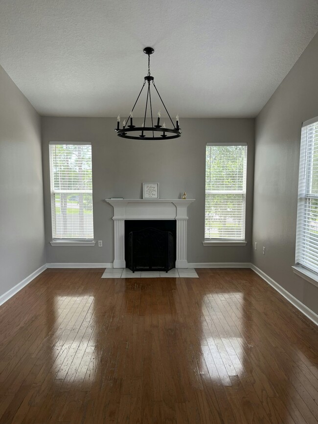 property at 18036 Villa Creek Dr