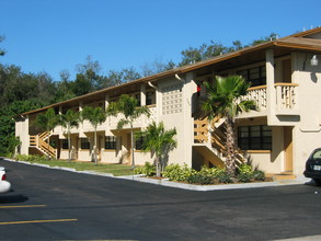 500 Rockpit Road in Titusville, FL - Foto de edificio - Building Photo