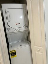 17710 NW 73rd Ave in Hialeah, FL - Building Photo - Building Photo