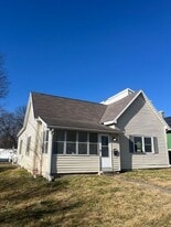 1112 S Rogers St in Bloomington, IN - Building Photo