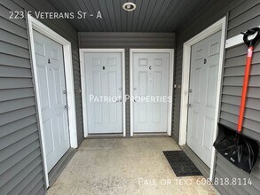 223 E Veterans St, Unit A in Tomah, WI - Building Photo - Building Photo