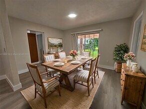 3130 SW 65th Ave in Miami, FL - Building Photo - Building Photo