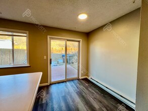 1350 Em Ave in Silt, CO - Foto de edificio - Building Photo