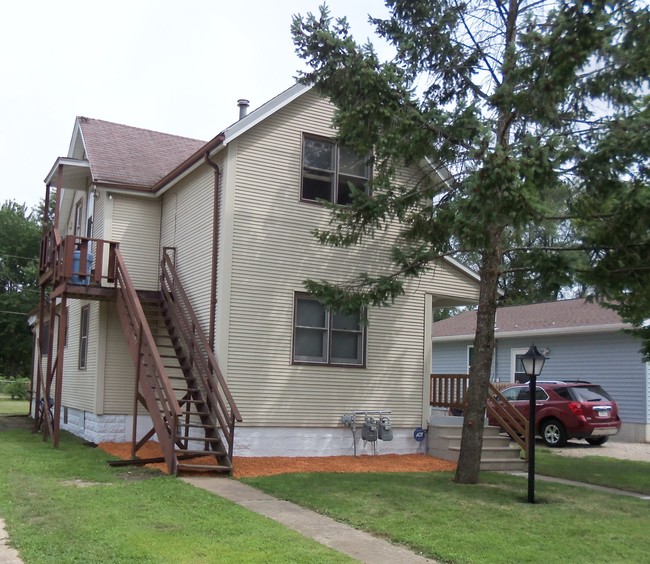 440 Florence St, Unit A-16 in Waterloo, IA - Building Photo - Building Photo