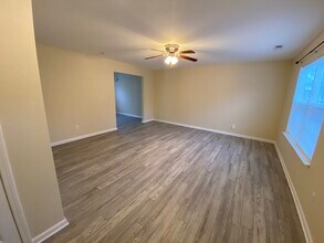 317 Providence Hall Dr in Sanford, NC - Building Photo - Building Photo