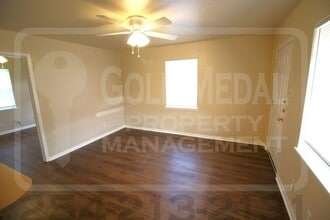 802 Pecan Cir in Killeen, TX - Building Photo - Building Photo